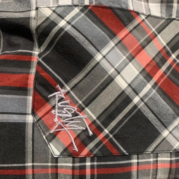 RUSTY men's size large red and black shirt sleeve button up shirt - Picture 4 of 5